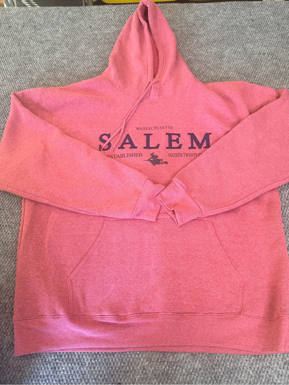 Salem Massachusetts Witch Hoodie XL Pink Oversized Fall Halloween Sweatshirt